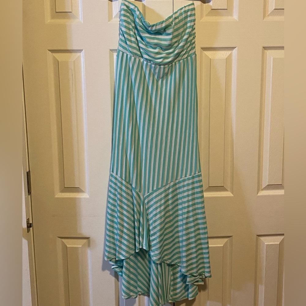 Strapless dress